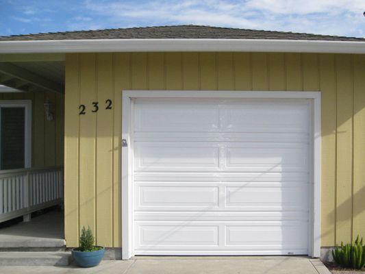 Cornerstone long panel installed by A-1 OVERHEAD DOOR CO.