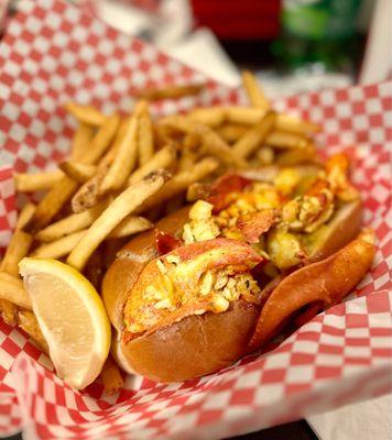 Hot Lobster Roll