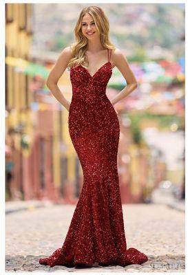 2023 Prom dresses are now in!