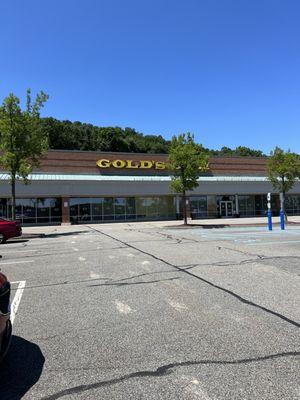 Gold's Gym