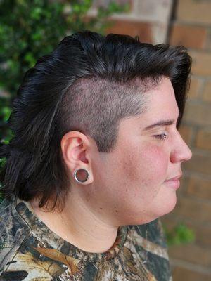 Undercut mullet