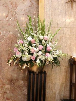 Large altar white and pink flower arrangement