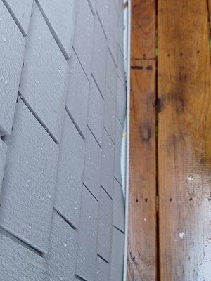 Siding not cut properly in many places