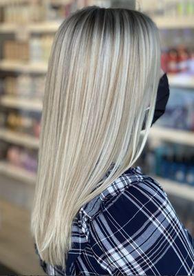 NYC blonde specialist