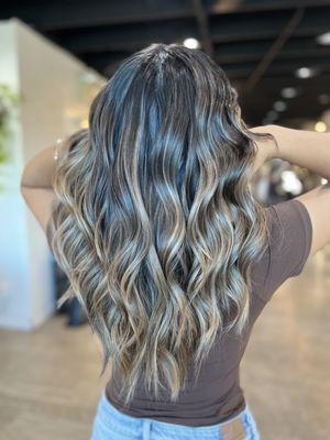 Ash Beige Balayage