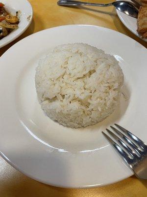 White rice that came with the golden cashew nut