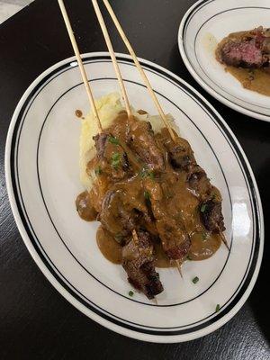 Filet Skewers Happy Hour Plate