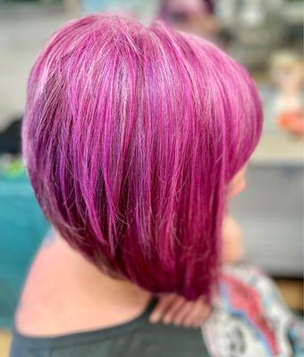 Beautiful cut and color!