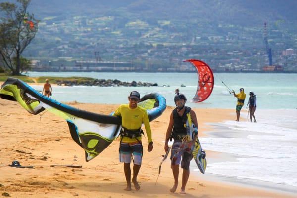 Maui Kiteboarding Lesson with Jayeson