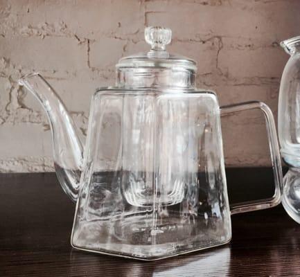 How elegant is this Grosche teapot?