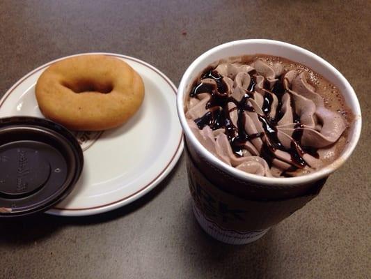 Mocha Latte with my Plain Donut.