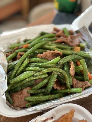 L-33 Beef with String Bean - $7.99