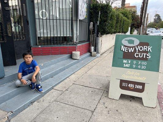 Stoop pic at New York Cuts