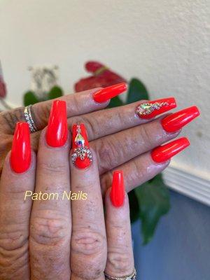 Patom Nails