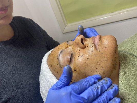 Treatment ORGANIC FACIAL at SS Aesthetics Clinic