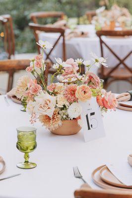 Table arrangement