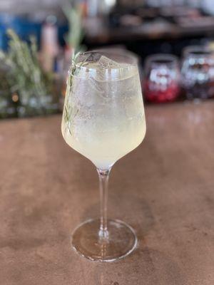 Elderflower Spritz