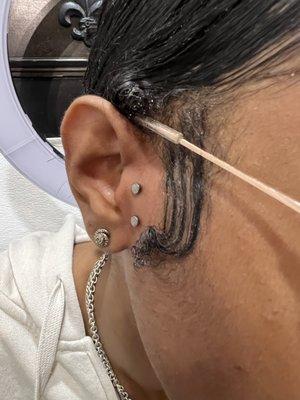 Surface Tragus