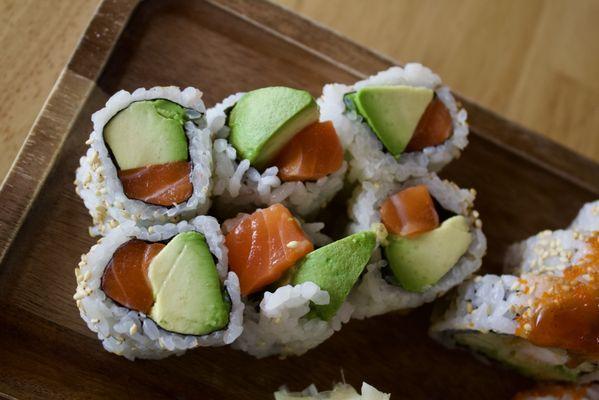 Salmon avocado roll.