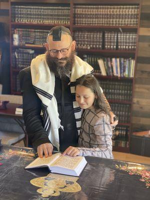 Rabbi Channan & Menushka