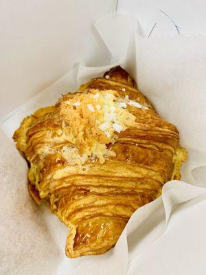 coconut croissant