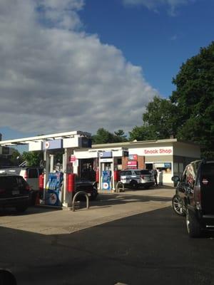 Dover Mobil -- 2 Walpole Street, Dover                  Exterior