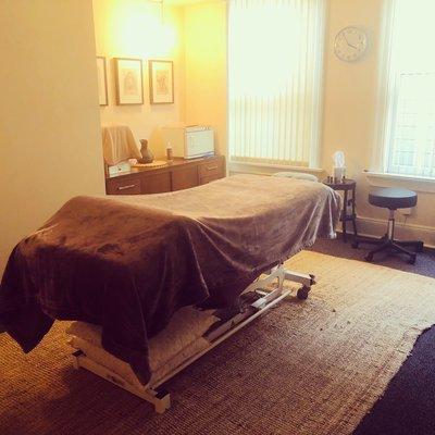 "Indigo Intuit Healing Arts" Treatment Room In The Pearl/Alphabet District!!