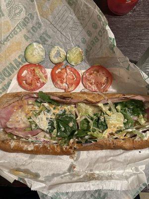 Only 3 tomato's and 3 cucumbers for a whole foot long?! Unacceptable.