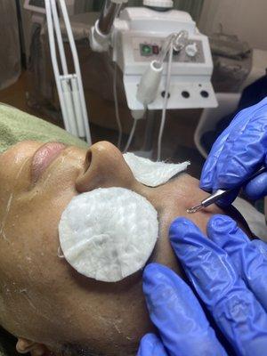 Facial Treatment (Deep Clean organic Facial)