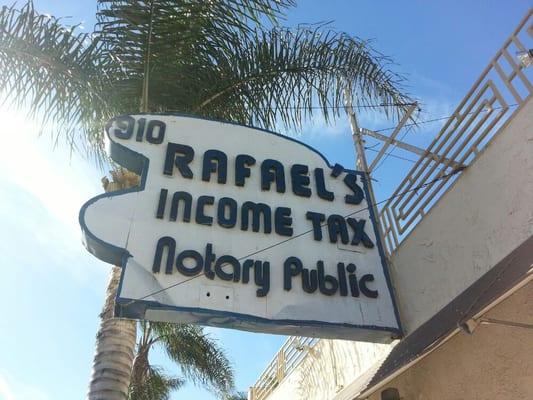 Rafael's Tax & Notary Service