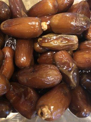 Deglet Noor Dates