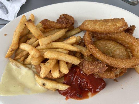 1/2 fries & onion rings