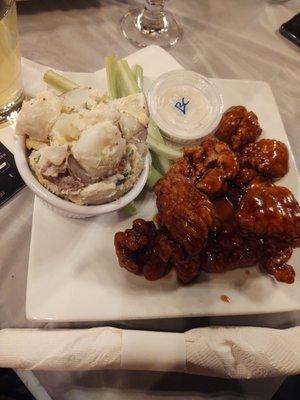 Teriyaki boneless chicken with celery and Bleu cheese and red skinned potato salad. Delicious.