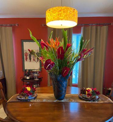 Beautiful Christmas flower arrangement -  Mele Kalikimaka!