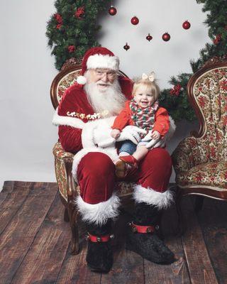 Tillie Lou's first Santa photo