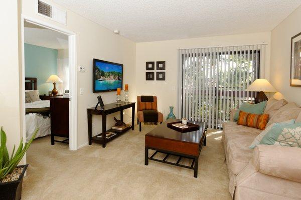 Windsor Court - Living Room