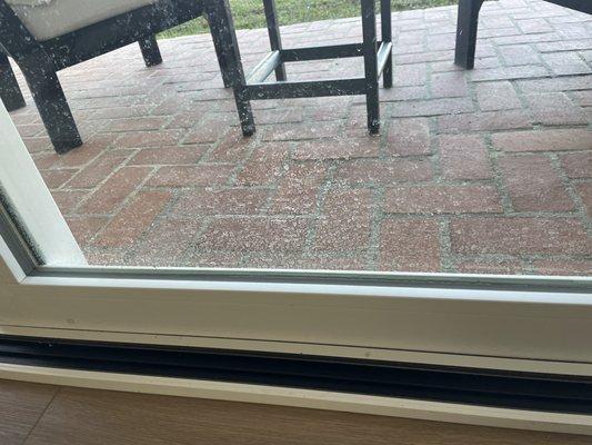 Dirty water spots not cleaned off of windows during window cleaning