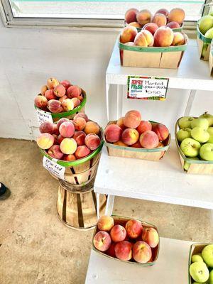 Mood's Farm Market -- "marked" produce (aka "seconds" or "ripe") is reduced price and was $11.25 for 10lb peck