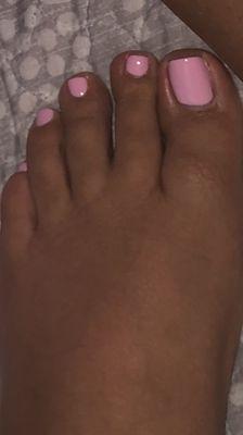 Polish on my left toenails look decent.