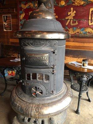 Wood burning stove