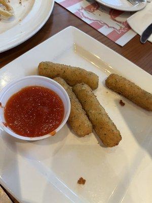 Frfrozen Mozzarella Sticks