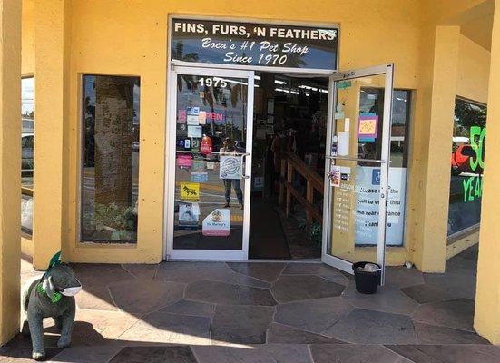 Fins Furs N Feathers Pet Shop