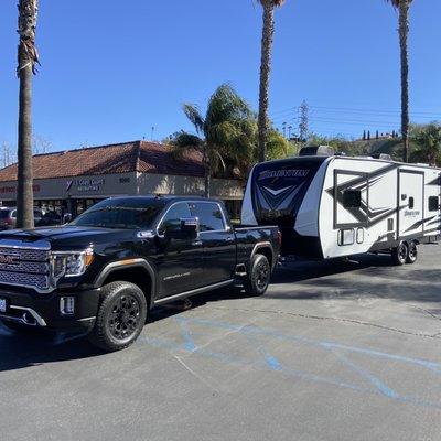 Another picture of the GMC pulling my trailer likes it's not even there