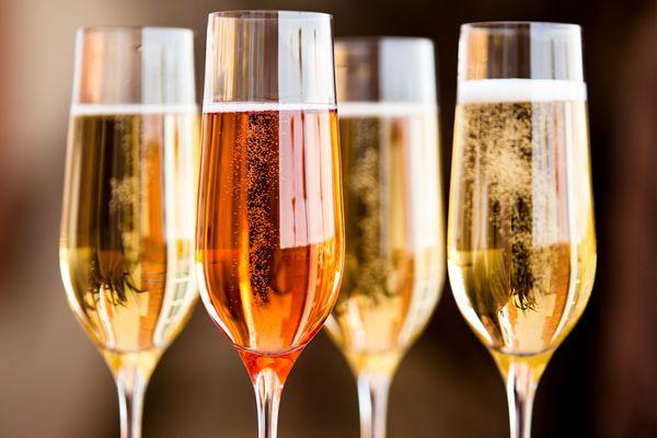 December Sparkling Wine Tasting & Food Pairing