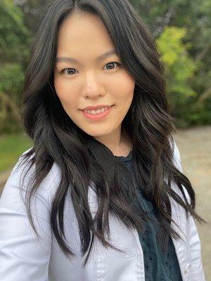 Meet your acupuncturist, Cherry Kim!  She is a state licensed and board certified Acupuncture Physician for the state of Florida.