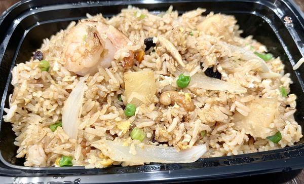 Pineapple fried rice with chicken and shrimp 26. Pineapple Fried Rice