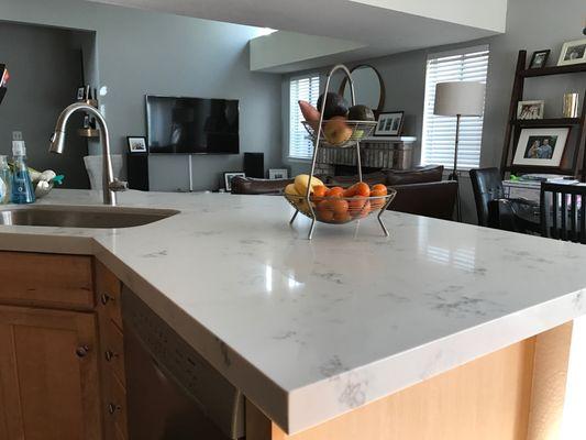 Carrera quartz countertop