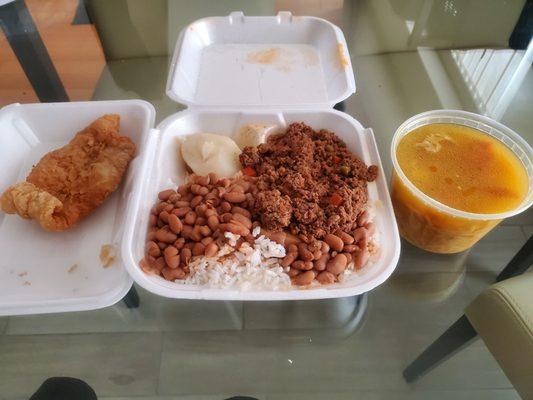 Fish filet, picadillo, arroz con frijoles, sopa de pollo