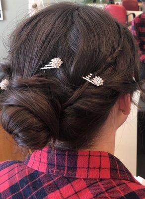 prom/homecoming hairstyle