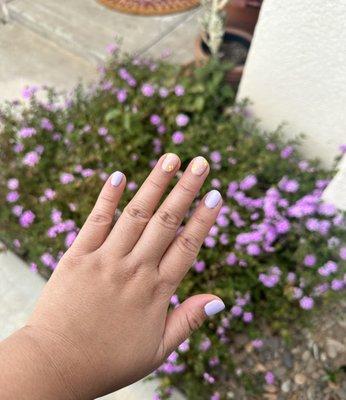 Gel manicure with lil flowers and polka dots for a Spring vibe